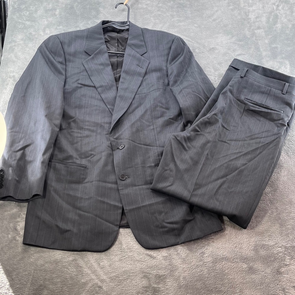 Hickey Freeman 1155 Collection Mens Grey Pinstripe 100% Wool Suit 42L USA Made